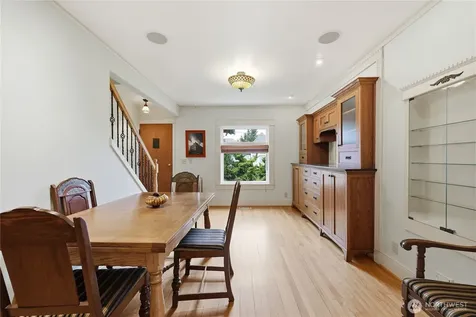 1223 Garfield Port Townsend WA 98368