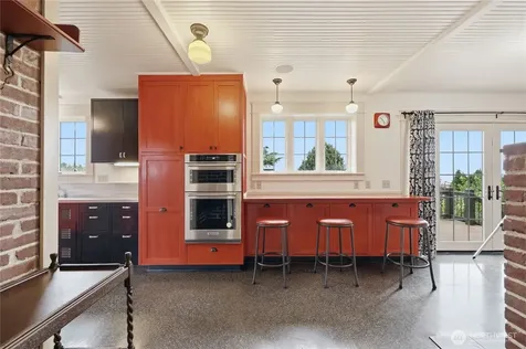 1223 Garfield Port Townsend WA 98368