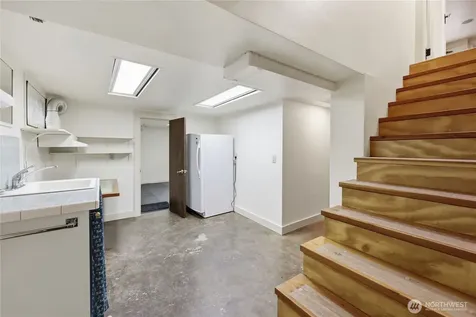 1223 Garfield Port Townsend WA 98368