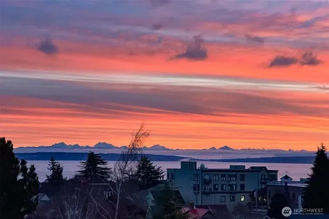 1223 Garfield Port Townsend WA 98368