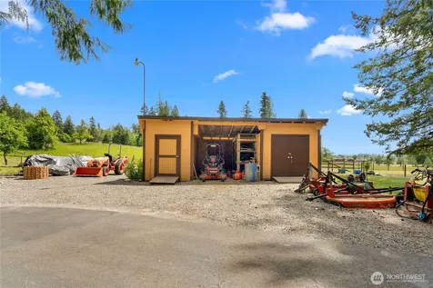 27019 SE 384th Street Enumclaw WA 98022