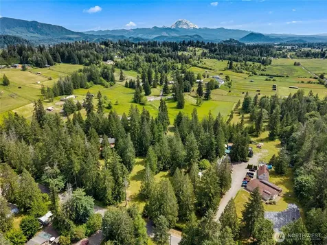 27019 SE 384th Street Enumclaw WA 98022