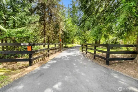 27019 SE 384th Street Enumclaw WA 98022