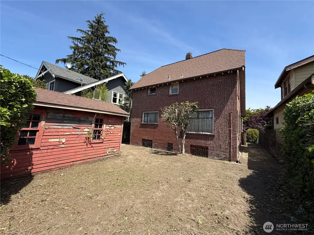 3045 19th Avenue S Seattle WA 98144