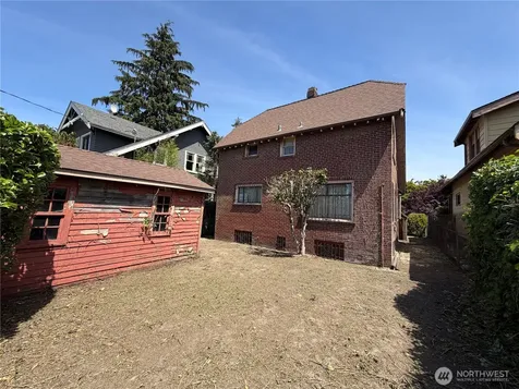 3045 19th Avenue S Seattle WA 98144
