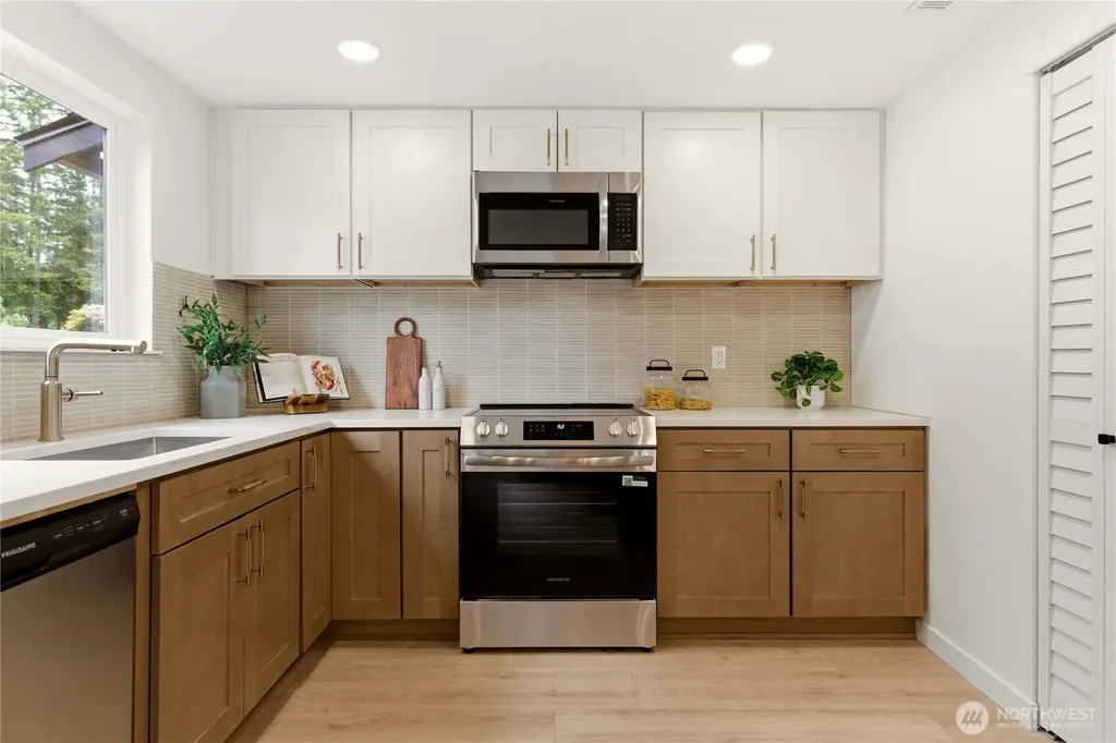12425 9th Drive SE Everett WA 98208
