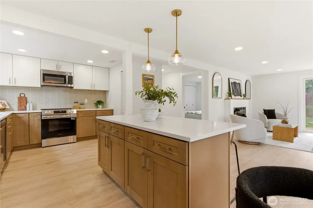 12425 9th Drive SE Everett WA 98208