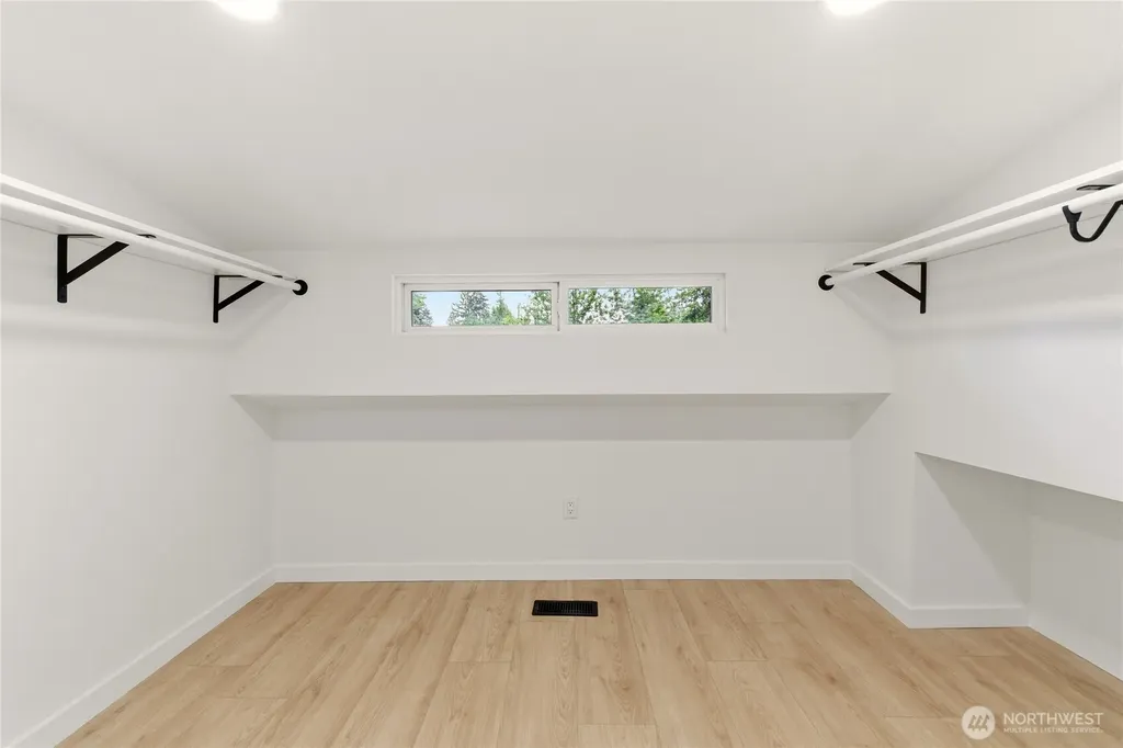 12425 9th Drive SE Everett WA 98208