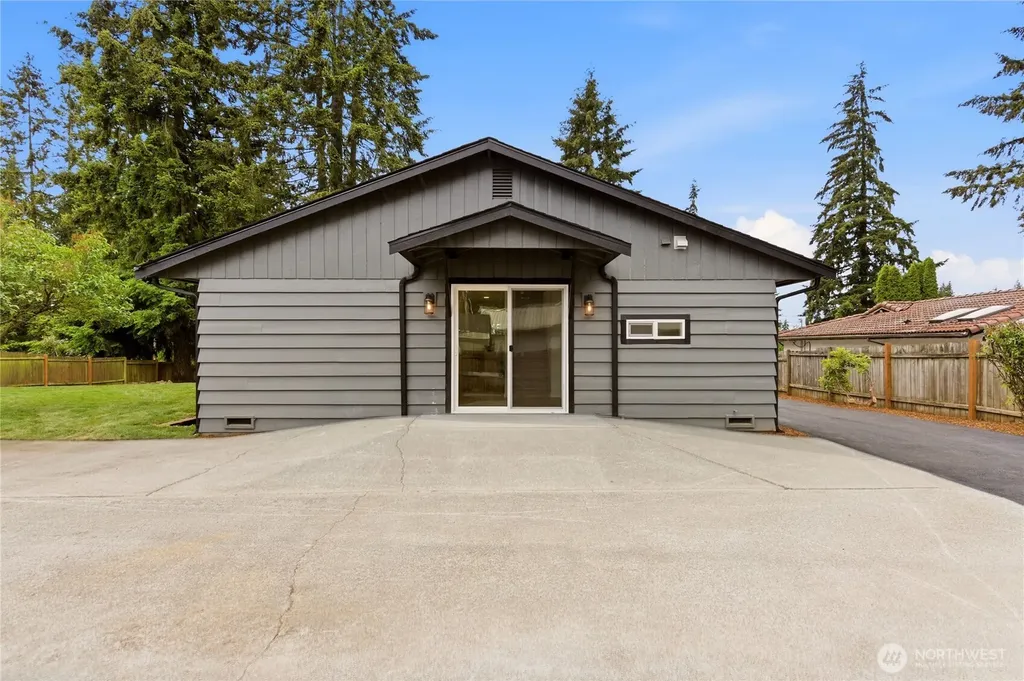 12425 9th Drive SE Everett WA 98208