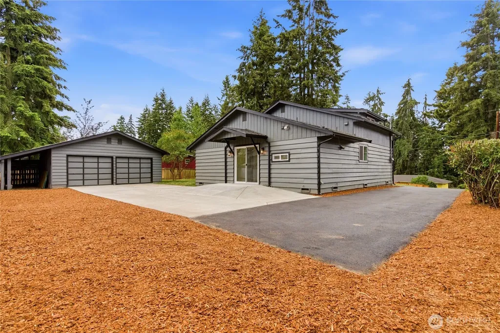 12425 9th Drive SE Everett WA 98208
