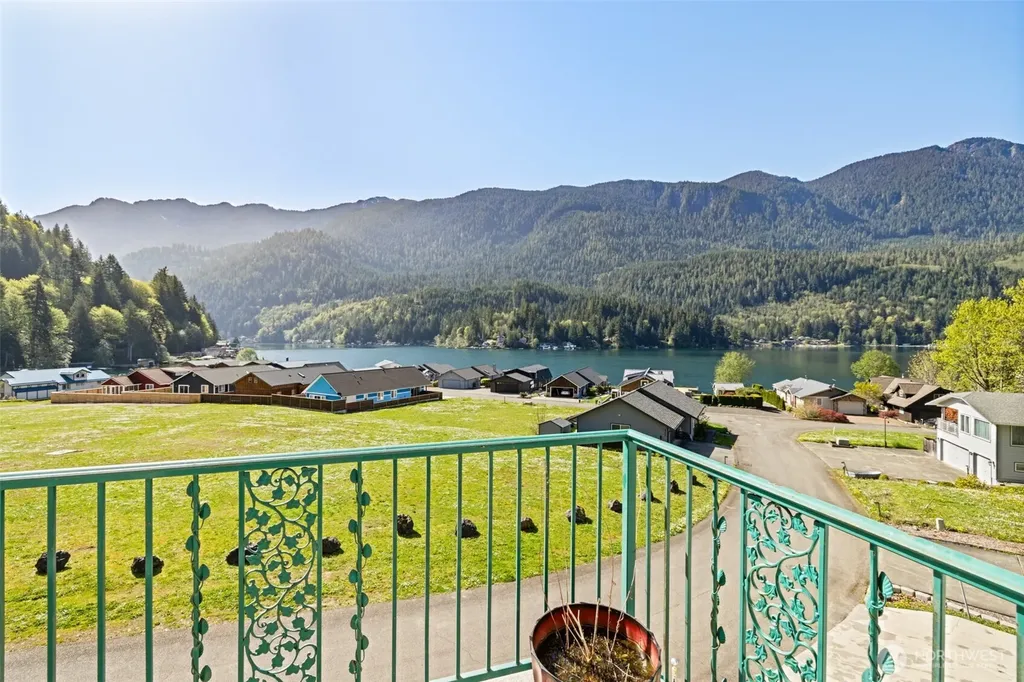 491 Maple Grove Road Port Angeles WA 98363