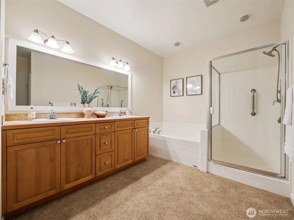 31867 48th Circle SW Federal Way WA 98023