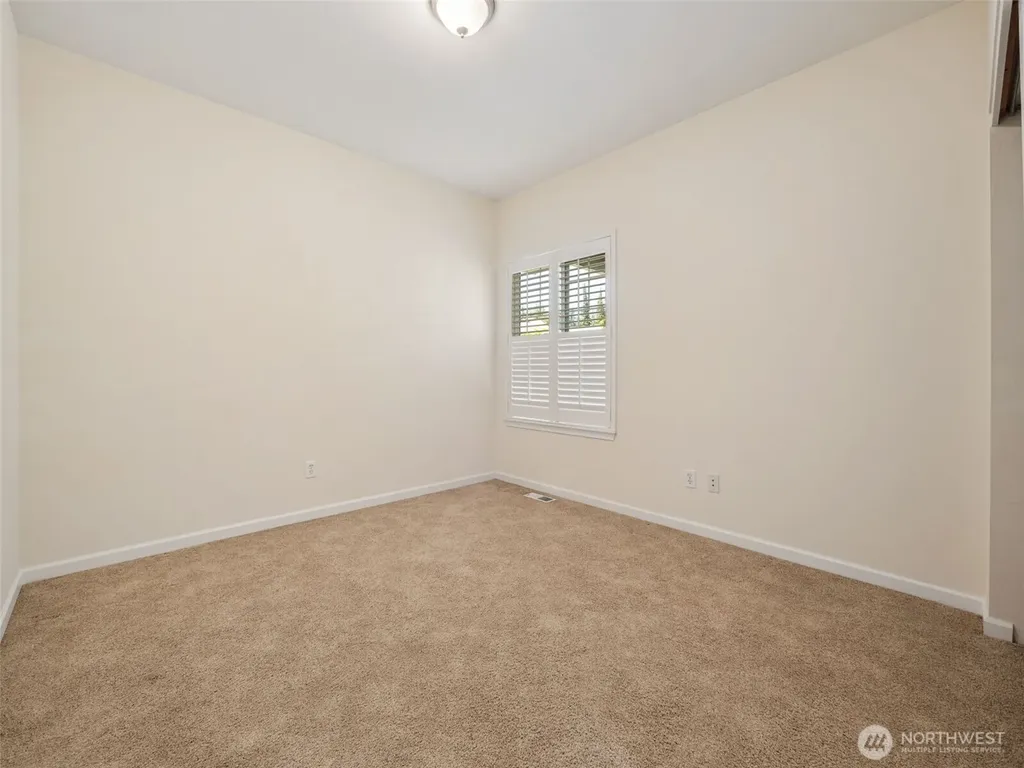 31867 48th Circle SW Federal Way WA 98023