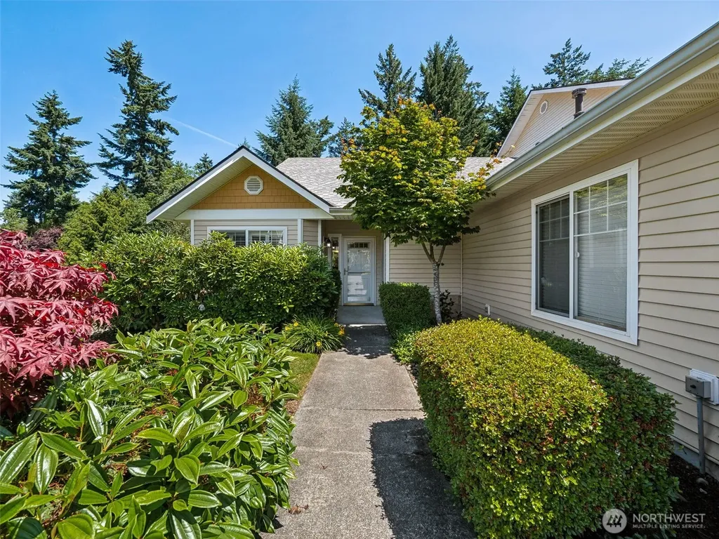 31867 48th Circle SW Federal Way WA 98023