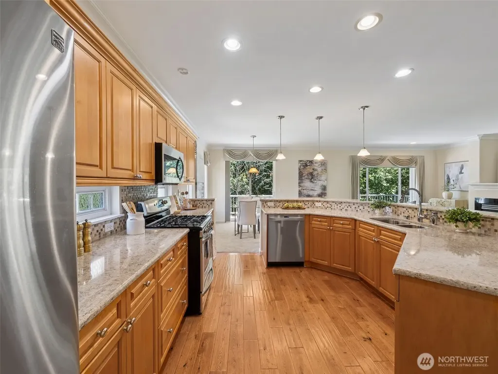31867 48th Circle SW Federal Way WA 98023