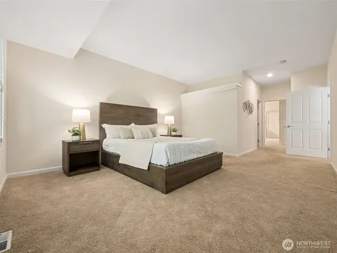 31867 48th Circle SW Federal Way WA 98023