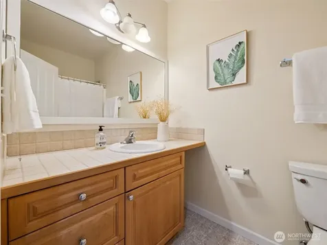 31867 48th Circle SW Federal Way WA 98023