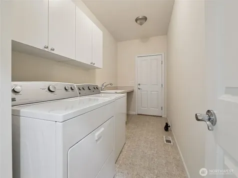 31867 48th Circle SW Federal Way WA 98023