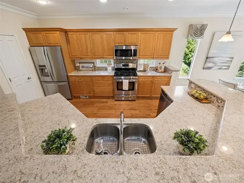 31867 48th Circle SW Federal Way WA 98023