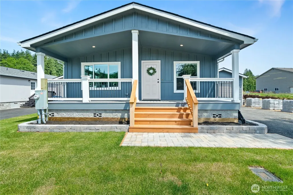 1019 Stanford Drive Cosmopolis WA 98537