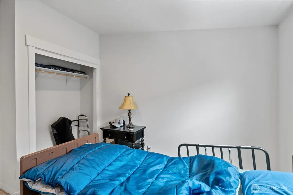 1019 Stanford Drive Cosmopolis WA 98537