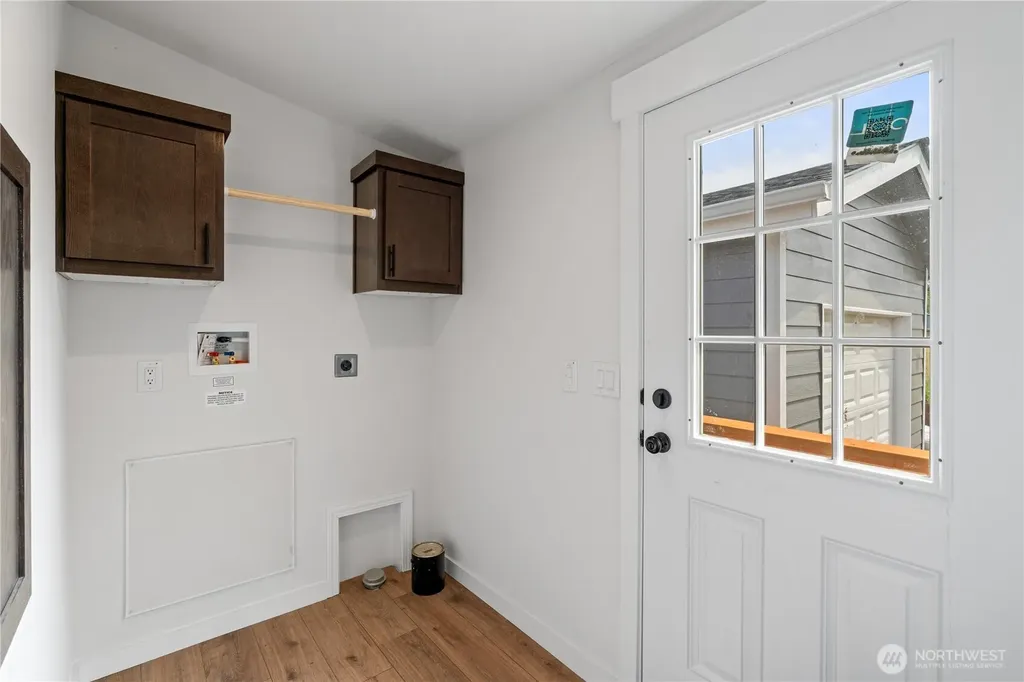 1019 Stanford Drive Cosmopolis WA 98537