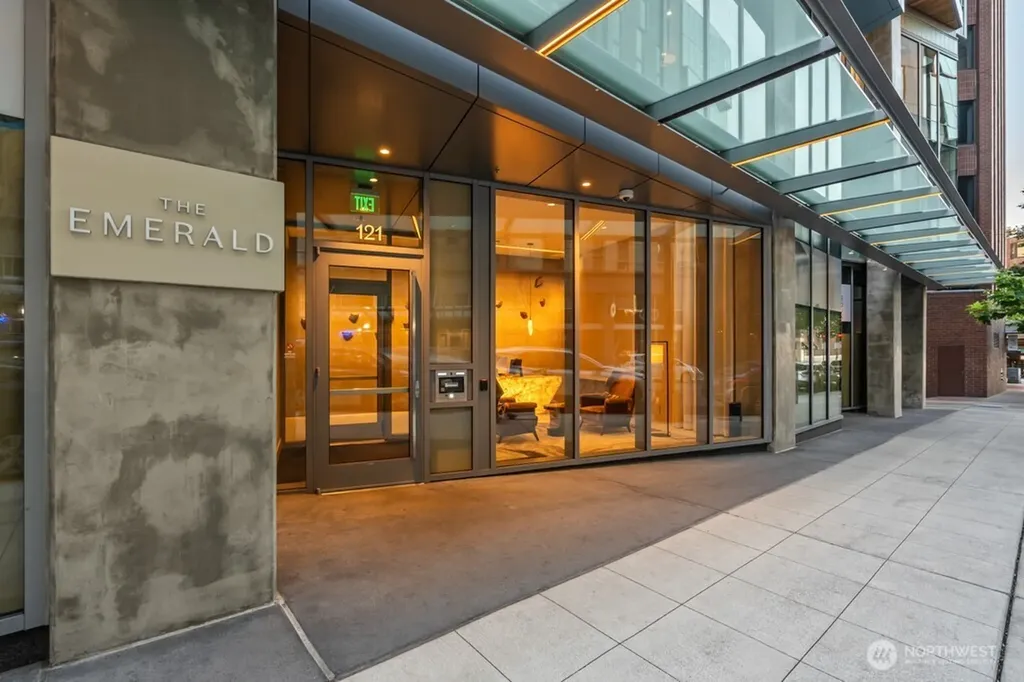 121 Stewart Street Seattle WA 98101