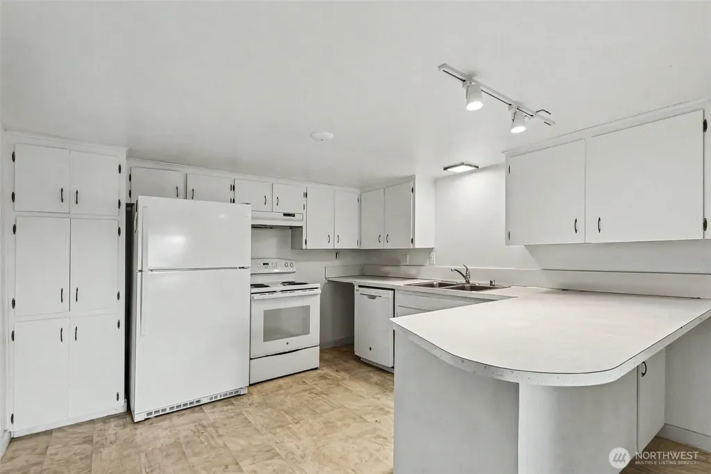5428 Seahurst Avenue Everett WA 98203