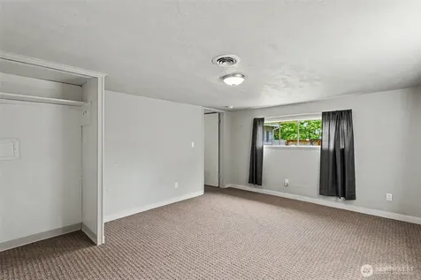 5428 Seahurst Avenue Everett WA 98203