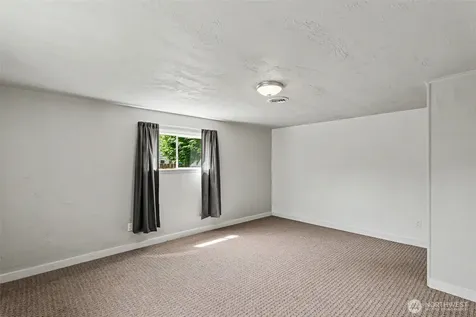 5428 Seahurst Avenue Everett WA 98203
