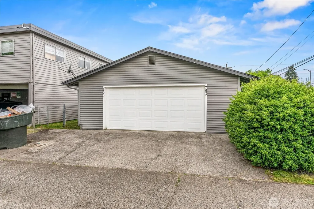 733 Delaware Street Longview WA 98632