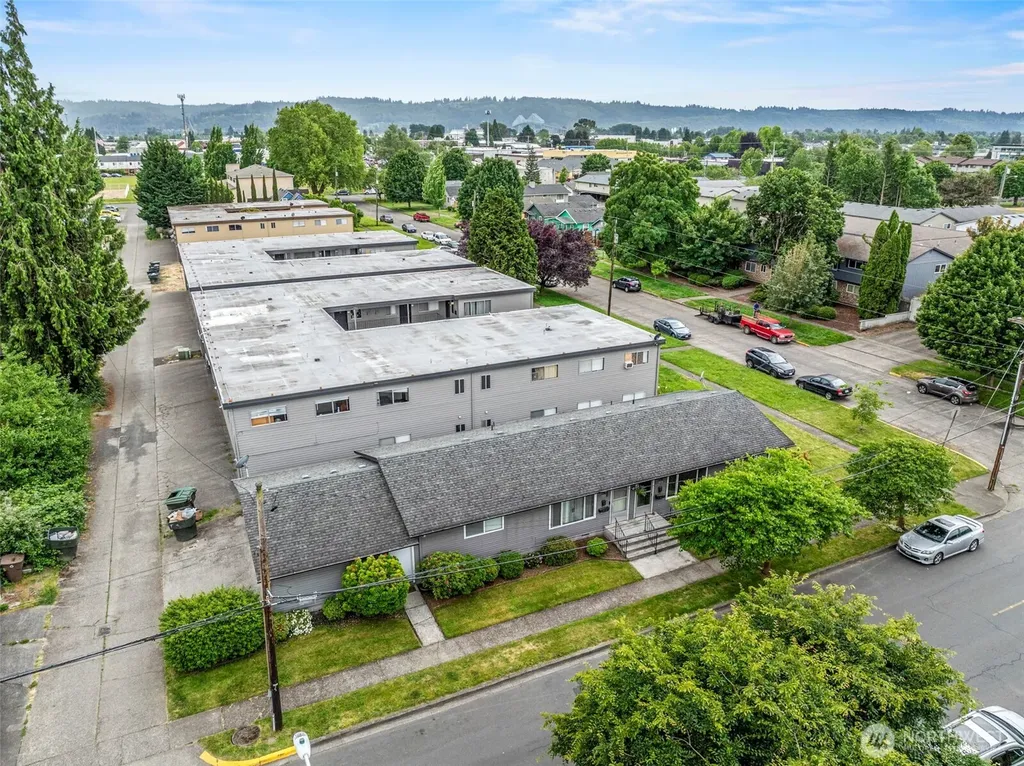 733 Delaware Street Longview WA 98632