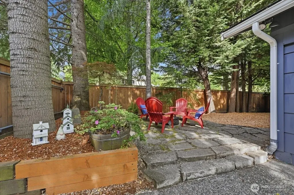 2804 E Howell Street Seattle WA 98122