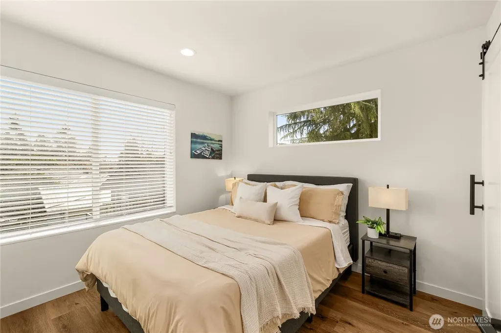 1407 N 103rd Street Seattle WA 98133