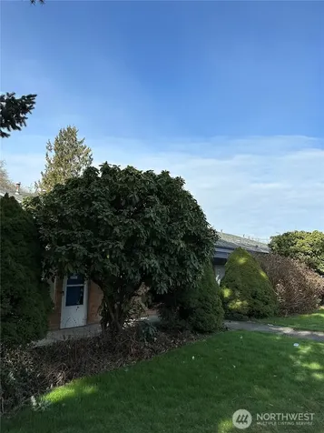 609 Shattuck Avenue S Renton WA 98057
