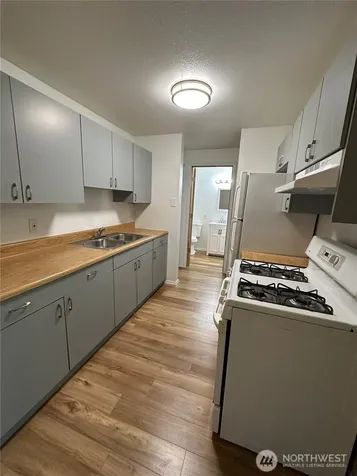609 Shattuck Avenue S Renton WA 98057