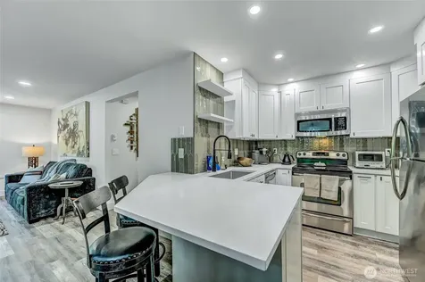 1336 Bellevue Way NE Bellevue WA 98004