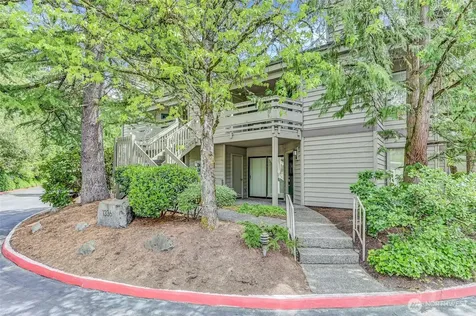 1336 Bellevue Way NE Bellevue WA 98004