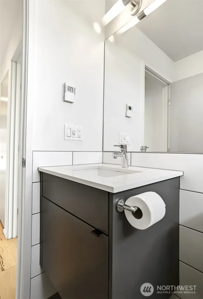 2651 22nd Avenue W Seattle WA 98199