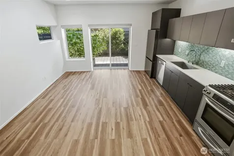 2651 22nd Avenue W Seattle WA 98199