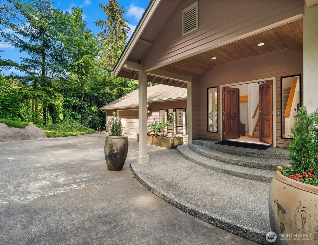 22808 105th Avenue SW Vashon WA 98070