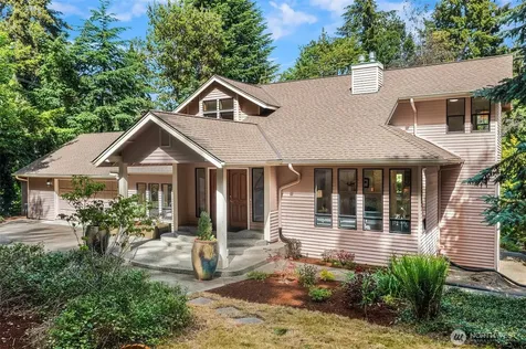22808 105th Avenue SW Vashon WA 98070