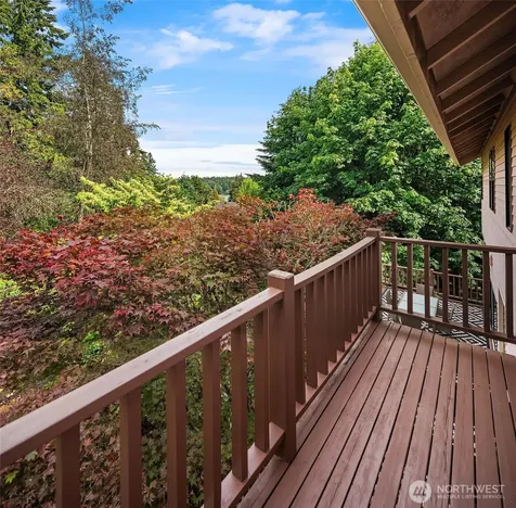 22808 105th Avenue SW Vashon WA 98070