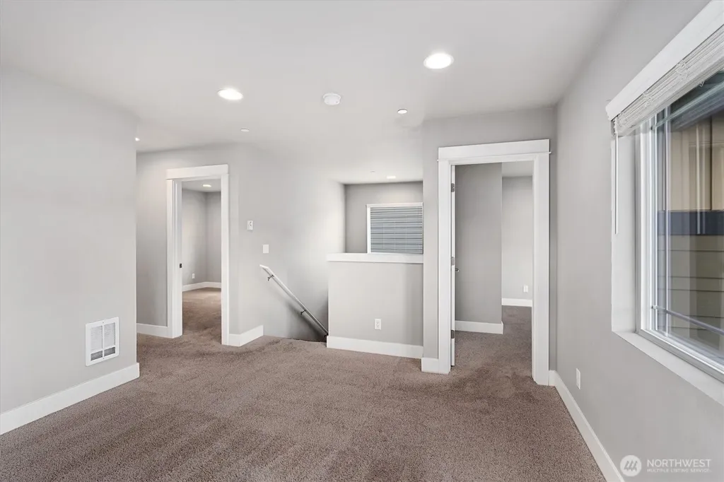 18774 E Edmunds Court E Bonney Lake WA 98391