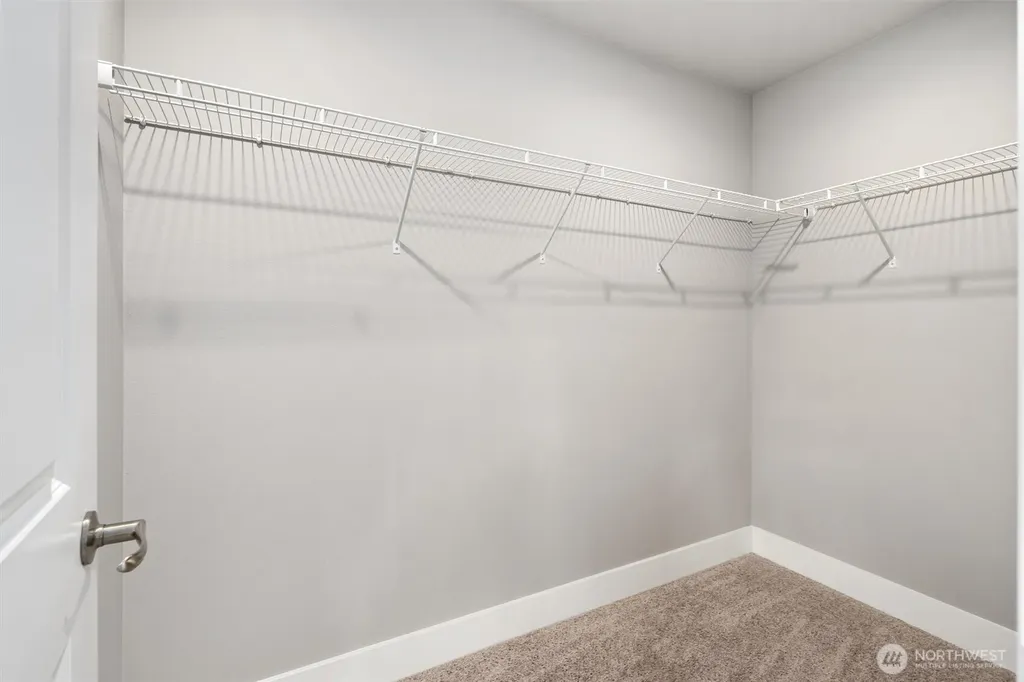 18774 E Edmunds Court E Bonney Lake WA 98391