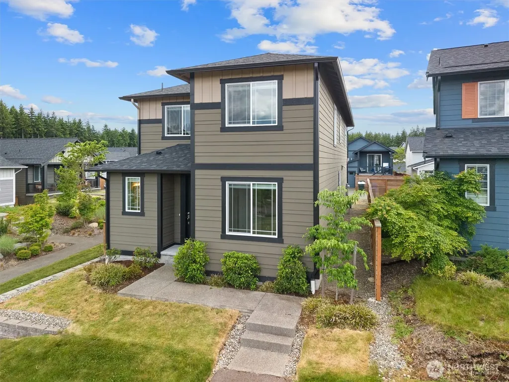18774 E Edmunds Court E Bonney Lake WA 98391