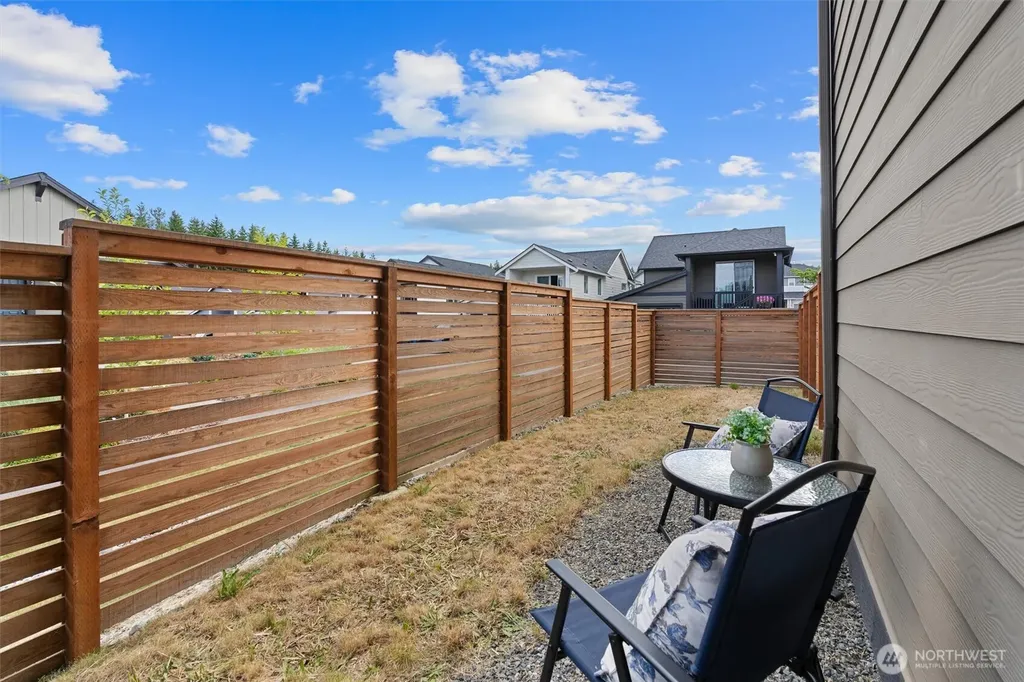 18774 E Edmunds Court E Bonney Lake WA 98391