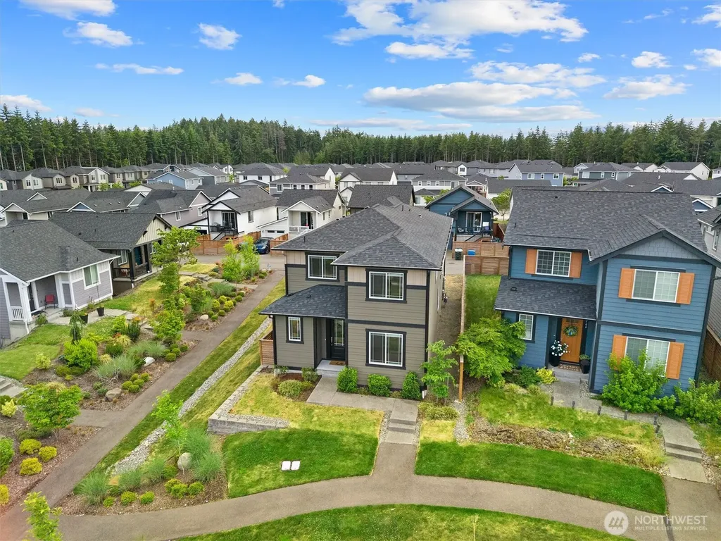 18774 E Edmunds Court E Bonney Lake WA 98391