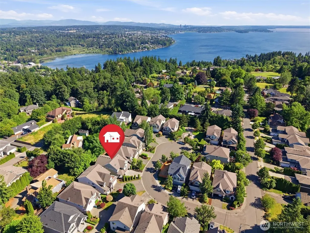 8642 NE 123rd Place Kirkland WA 98034