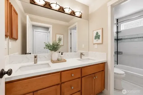 8642 NE 123rd Place Kirkland WA 98034